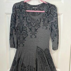 PAPILLON Gray And Black Flared Skirt Sweater Dress - Sz M - Lightweight